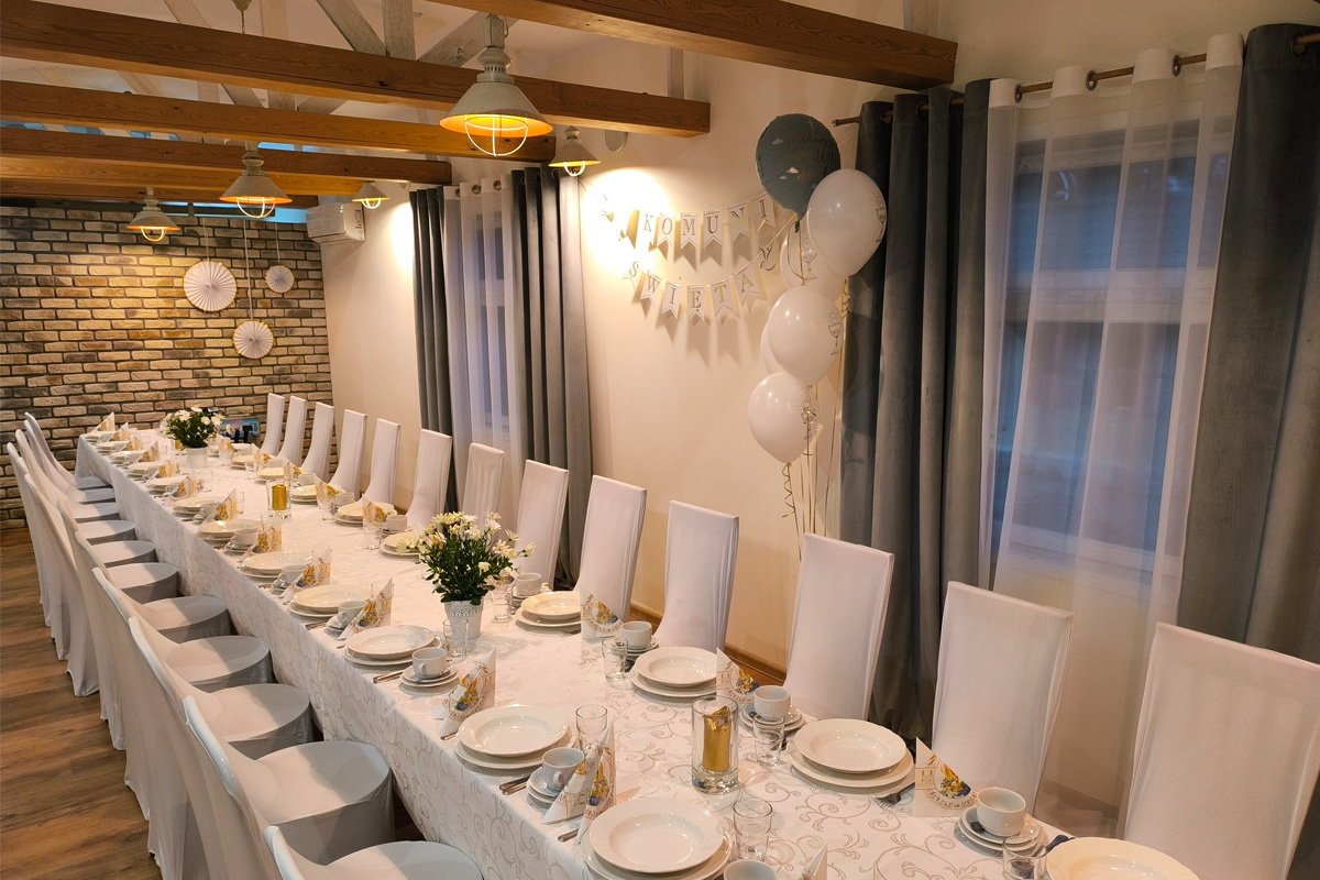 Komunia nad jeziorem koło Leszna